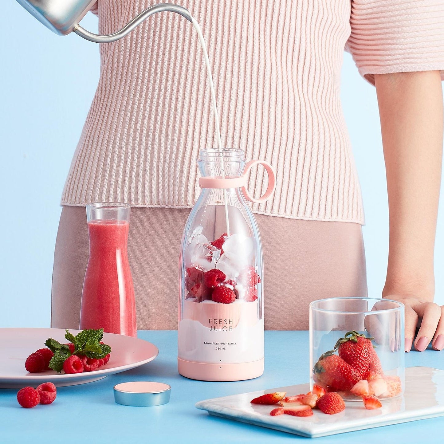 lushdeluxe™ Blender Bottle
